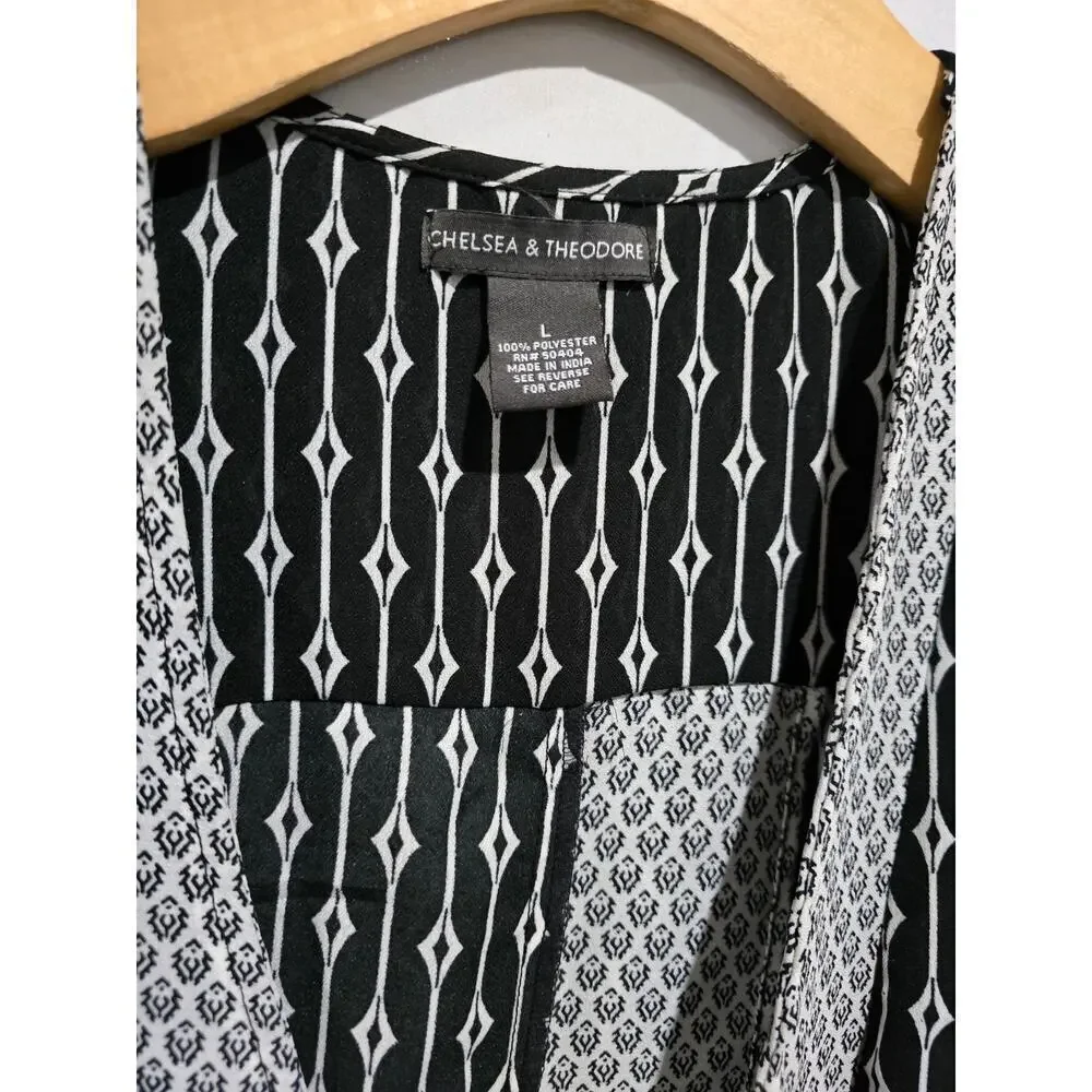 Chelsea & Theodore Women’s Black & White Geometric Open Front Long Vest – Size L